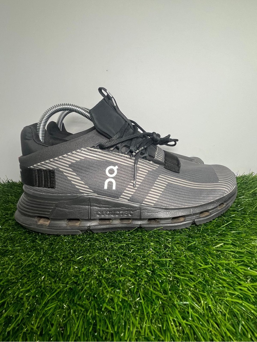 On Running Cloud X Black Gray Men’s Size 8 Athletic Running Shoes - Picture 3 of 8